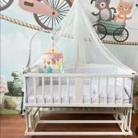 تخت کاملا تمیز ۲ ماه استفاده شده همراه باپشه بند