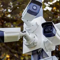 نصب و فروش /دوربین مداربسته و/دزدگیر اماکن //