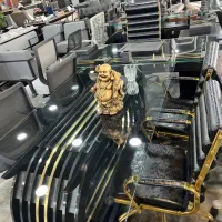 میز کنفرانس