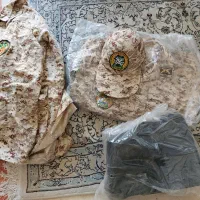 دو ست لباس سربازی ارتش با پوتین