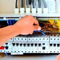 برق کار . برقکاری . نصب آیفون . نصب خط تلفن ثابت