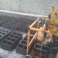 بلوک سیمانی با آبدهی با پمپ