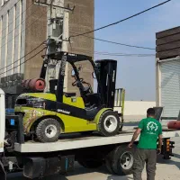 لیفتراک 3تن کانتینررو اجاره، تخلیه وبارگیری|خدمات حمل و نقل|بندر امام خمینی, |دیوار