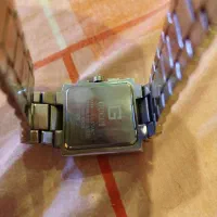 ساعت گوچی|ساعت|فریدون‌کنار, |دیوار