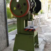 دستگاه پرس 35 تن ضربه ای اخوان درحد|ماشینآلات صنعتی|یزد, |دیوار