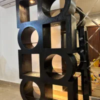 ویترین چوبی مدرن