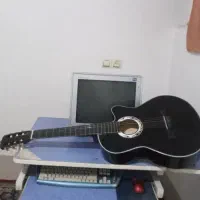 گیتار سالم و خوش صدا