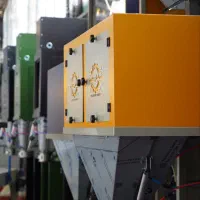 تولید دستگاه های بسته بندی شیرینگ پک مدرن در شیراز|ماشین‌آلات صنعتی|شیراز, ارم|دیوار