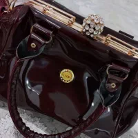 کیف|کیف، کفش، کمربند|دینور, |دیوار