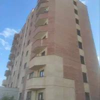 فروش فوری دو خوابه فاز یک-سر راست- زیر قیمت بازار