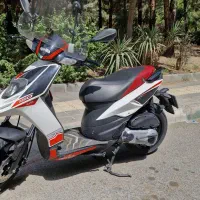 آپریلیا sr150|موتورسیکلت|تهران, آسمان|دیوار