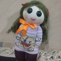 عروسک به همراه یک جامدادی نمدی رایگان