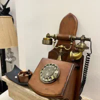 تلفن دیواری چوبی