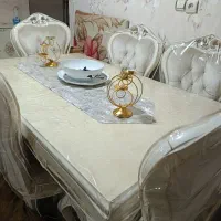 میز ناهارخوری ۶ نفره  بسیار شیک و تمیز