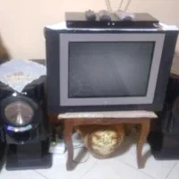 tv قدیمی،اسپیکرباند|تلویزیون و پروژکتور|قدس, شهرقدس|دیوار