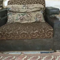 مبل تخت شو|مبلمان خانگی و میز عسلی|قم, قلعه یزدیها|دیوار