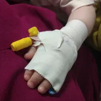 تزریقات و سرم تراپی و سونداژ در منزل توسط خانم|خدمات آرایشگری و زیبایی|تبریز, |دیوار