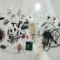 فروش قطعات برد خازن و مقاومت و دیود