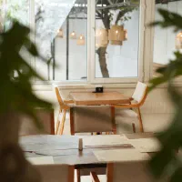 استخدام آشپز و کارآموز خانم