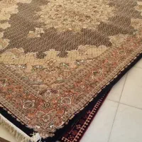 تعدادی فرش ماشینی وکناره|فرش|مشگین شهر, |دیوار