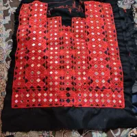 زی استین|لباس|بهاباد, |دیوار