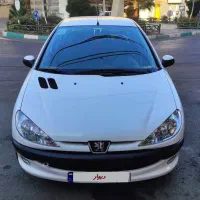206 صندوقدار V8 مدل 98