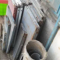 قفسه فلزی