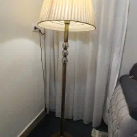 آباژور جنس پایه فلزی|چراغ خواب و آباژور|اهواز, شهدای انتظامی|دیوار