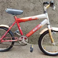 دوچرخه نیاز به تعمیر