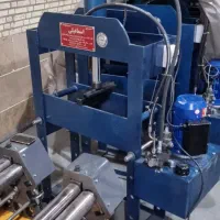 پرس کارگاهی هیدرولیک ۲۵ تن و ۳۰ تن مکانیکی|ماشین‌آلات صنعتی|پردیس, شهرک صنعتی کمرد|دیوار