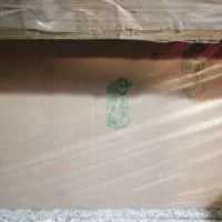 لیوان یکبار مصرف و جعبه پیتزا