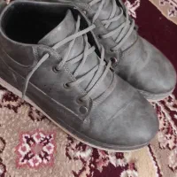 کفش|کیف، کفش، کمربند|زابل, |دیوار