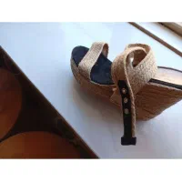 صندل سایز ۴۰ باور فرقی ندار