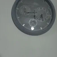 ساعت دیواری نو
