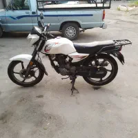 موتورسیکلت فروشی