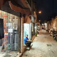 مغازه-تمیز-محدوده-آبشار-و-امین-حضور