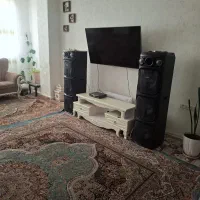 واحد ۷۰ متری تمیز طبقه اول