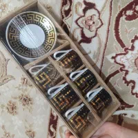 مقداری ظروف