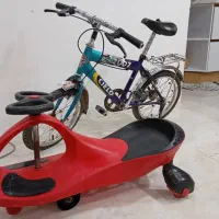 دو عدد دوچرخه شماره ۱۶