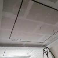 استاد کار و یا ساده نقاش برای کار و نقاشی ساختمان
