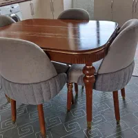 میز غذا خوری نو