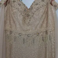 لباس مجلسی رنگ کرم مناسب سایز L تا XL