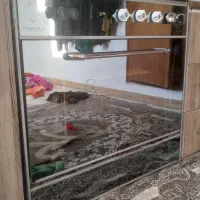 شش عدد پشتی در حد نو با گاز و زیر سماوری سالم