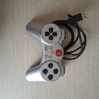 دسته بازی USB کامپیوتر نقره‌ای