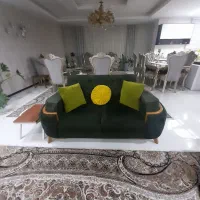 مبل راحتی با میز وسط