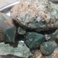 ۵ کیلو سنگ عقیق ویشم سبز به قیمت مناسب