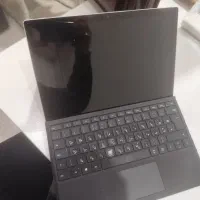 سرفیس پرو ۵ همراه با قلم