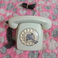 تلفن قدیمی|تلفن رومیزی|اصفهان, ستار|دیوار
