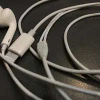 هندزفری آیفون|لوازم جانبی موبایل و تبلت|زنجان, |دیوار