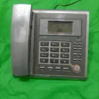 دو عدد تلفن رومیزی سالم و تمیز درحدنو|تلفن رومیزی|قم, زند آباد|دیوار